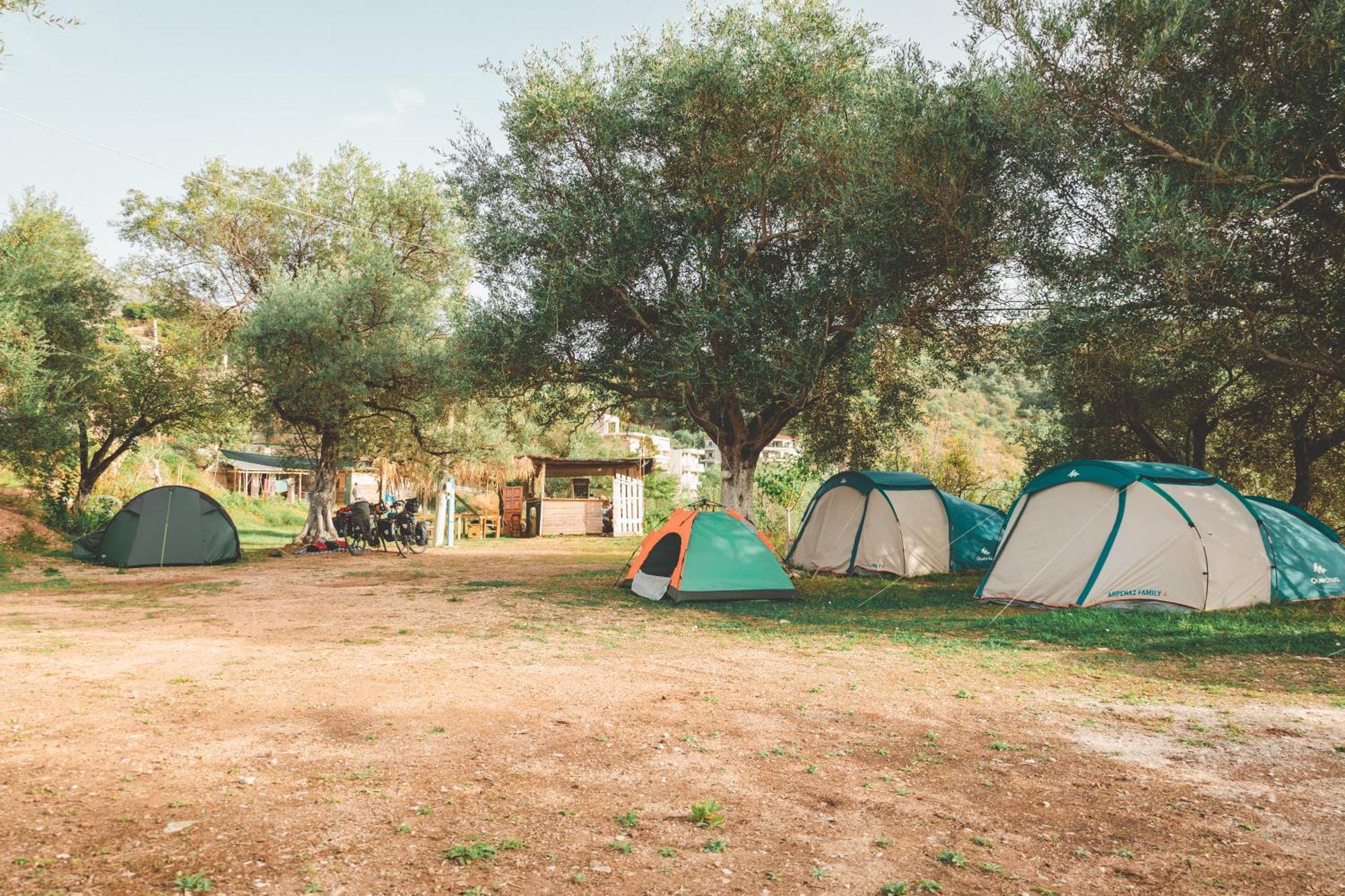 Olive Camping Himare Bagian luar foto