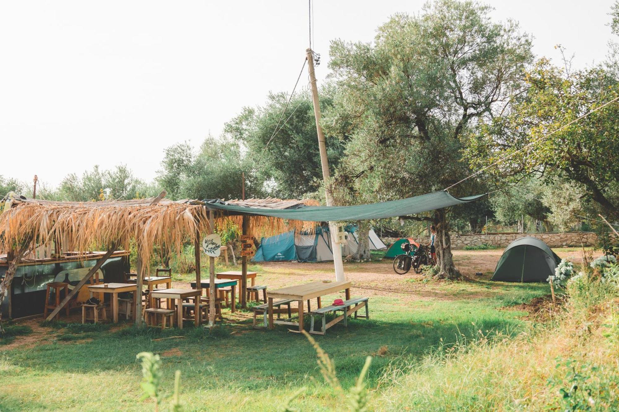 Olive Camping Himare Bagian luar foto