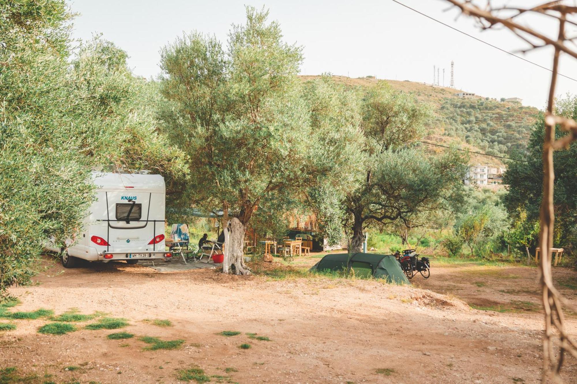 Olive Camping Himare Bagian luar foto