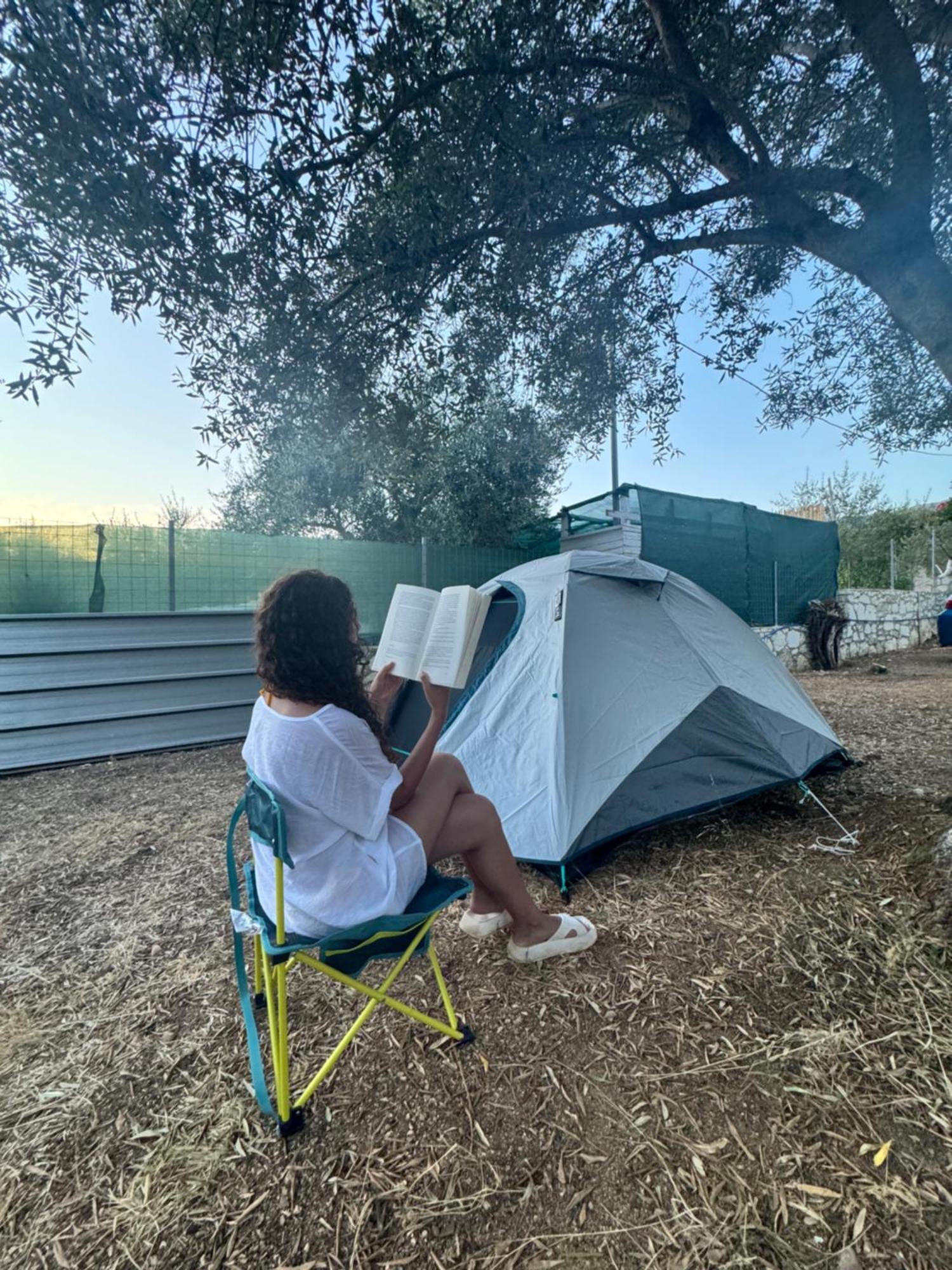 Olive Camping Himare Bagian luar foto